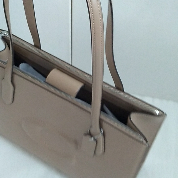 COACH Pebble Leather Tote Bag Taupe - Picture 8 of 12